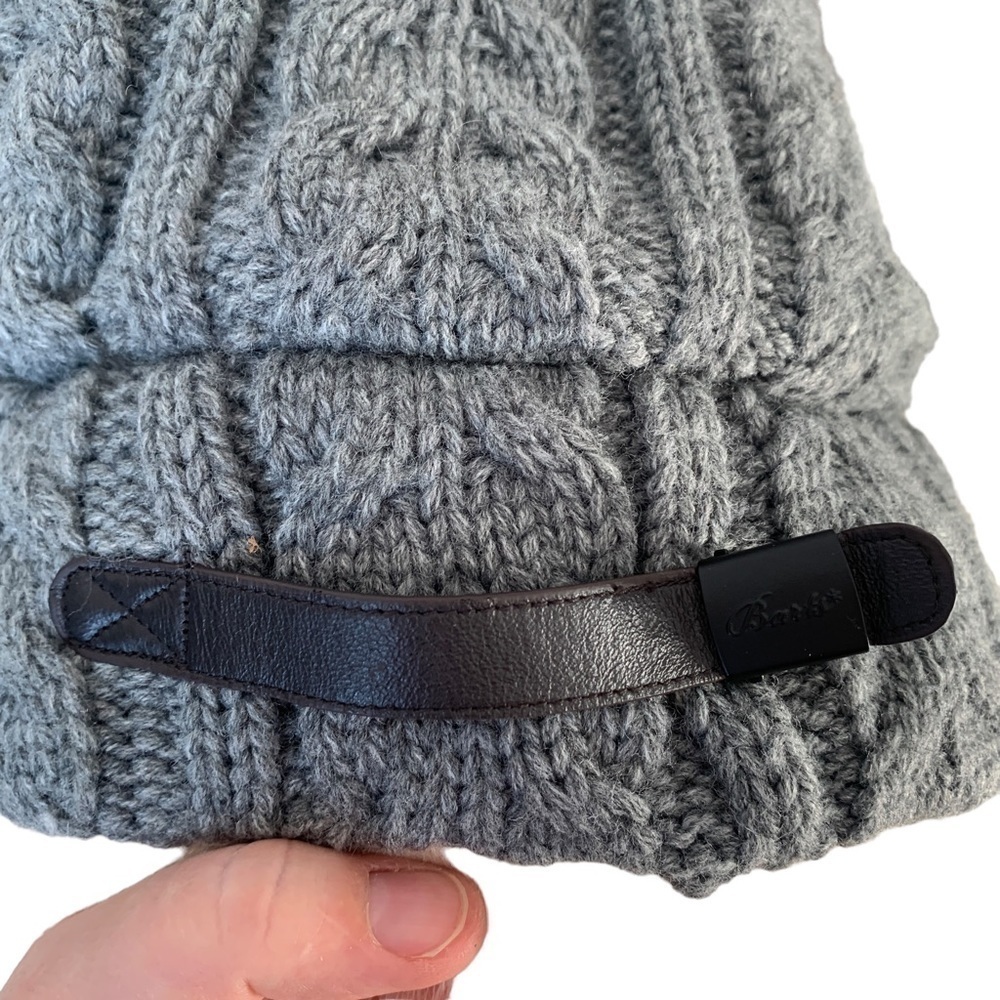 Barts Wool Cable Knit Faux Fur Trim Grey Bomber Hat Adjustable Pom Pom O/S - Picture 9 of 13